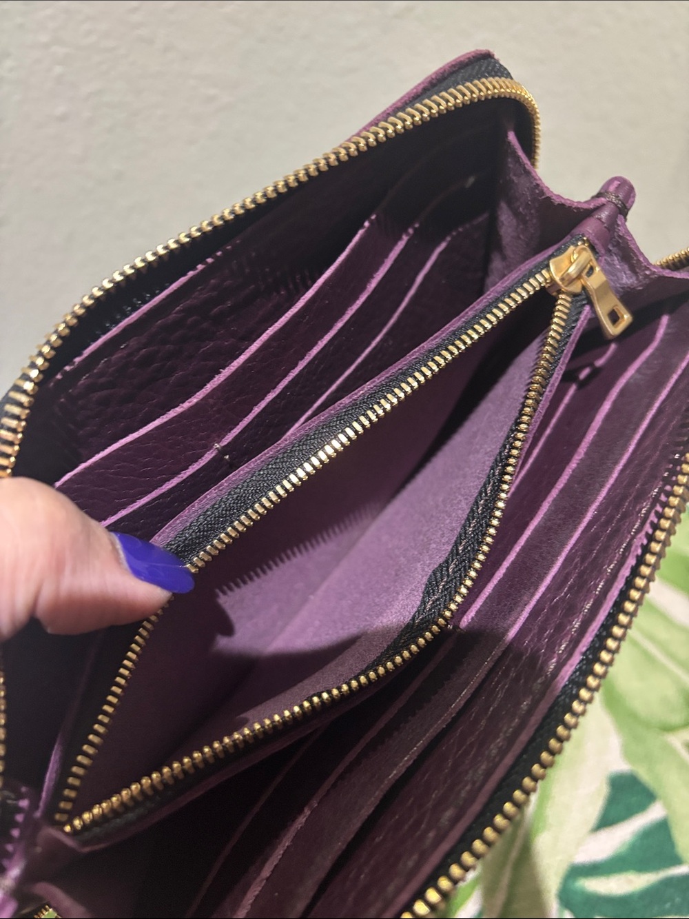 Portland Genuine Leather Zip Wallet - Purple 💜 - Picture 3 of 3
